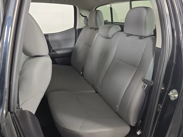 Used 2020 Midnight Black Metallic Toyota SR5 image 21