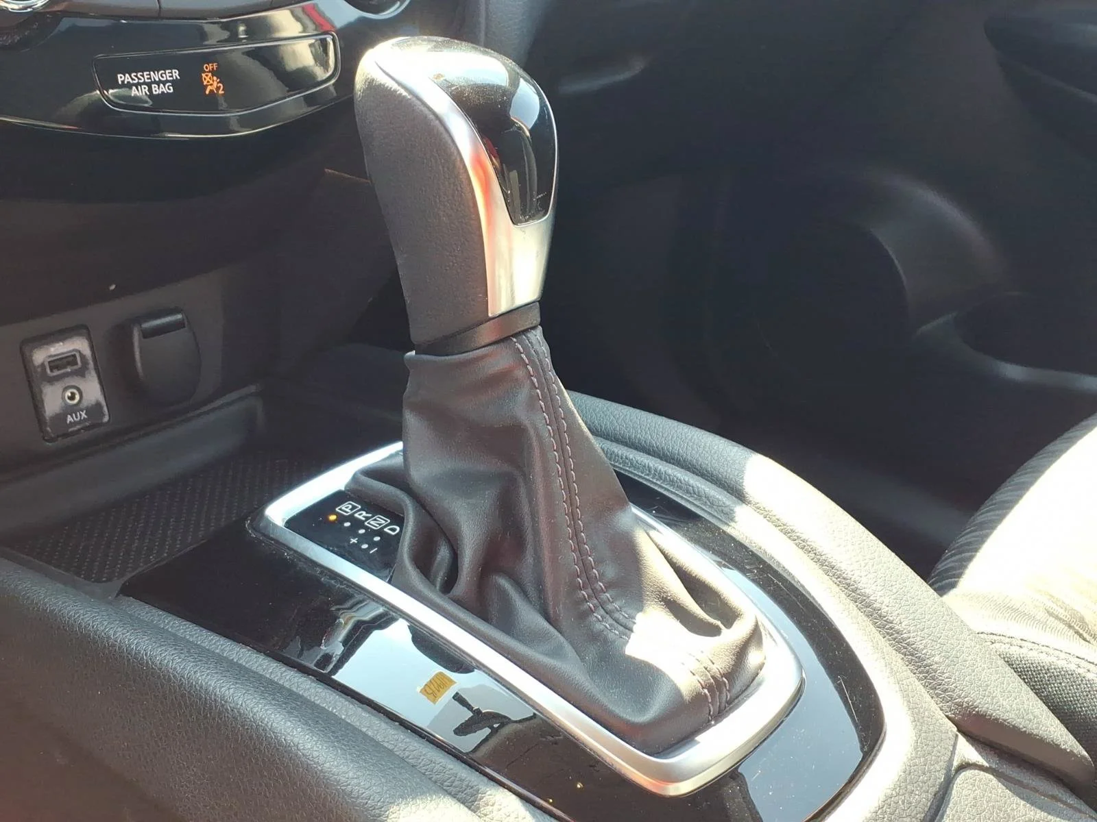 Used 2017 Palatial Ruby Nissan SV image 14