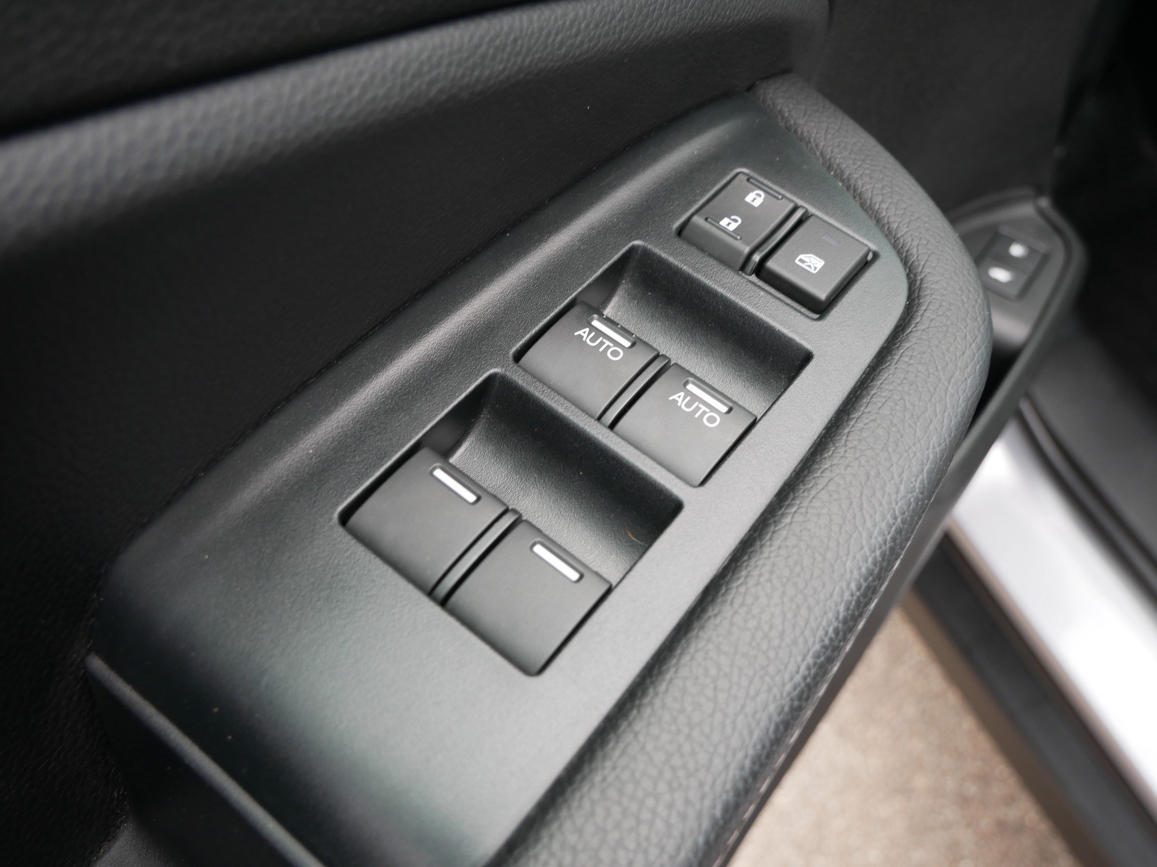 2023 Honda Passport EX-L - Photo 19
