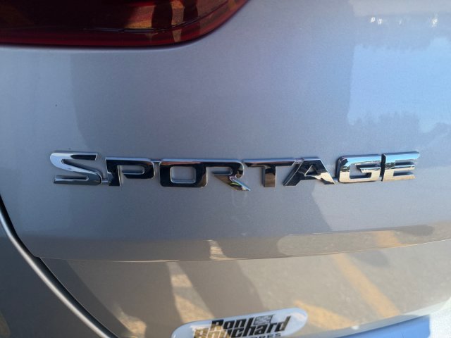 Used 2022 Silver Kia LX image 40