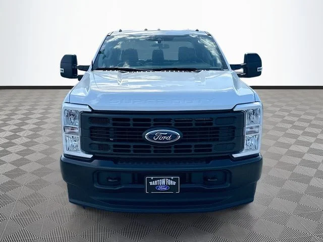New 2026 Oxford White Ford XL image 2