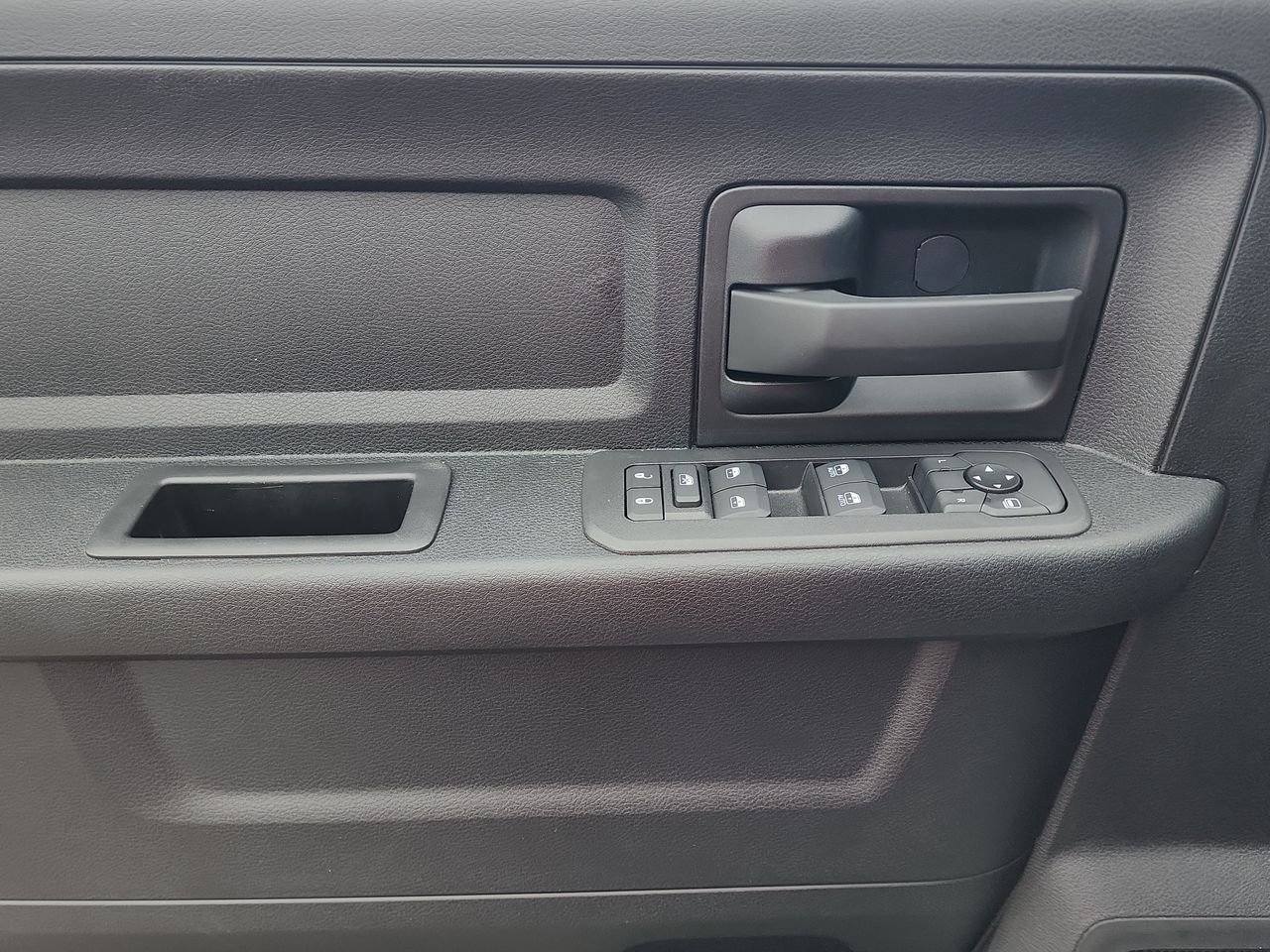 2026 RAM 2500 Tradesman - Photo 13