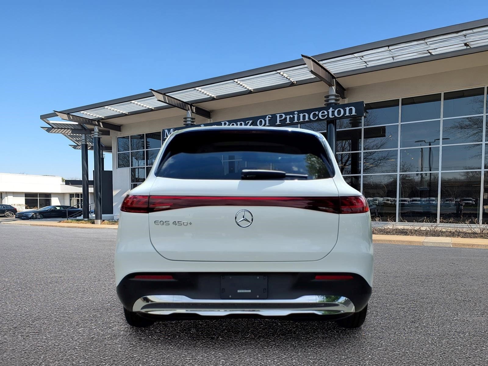 Certified Used 2023 Polar White Mercedes-Benz EQS 450+ SUV image 4
