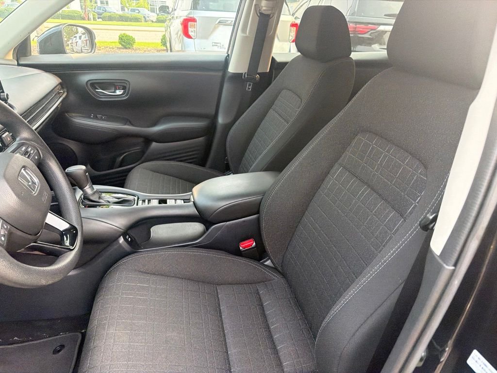 Used 2025 Black Honda LX image 12