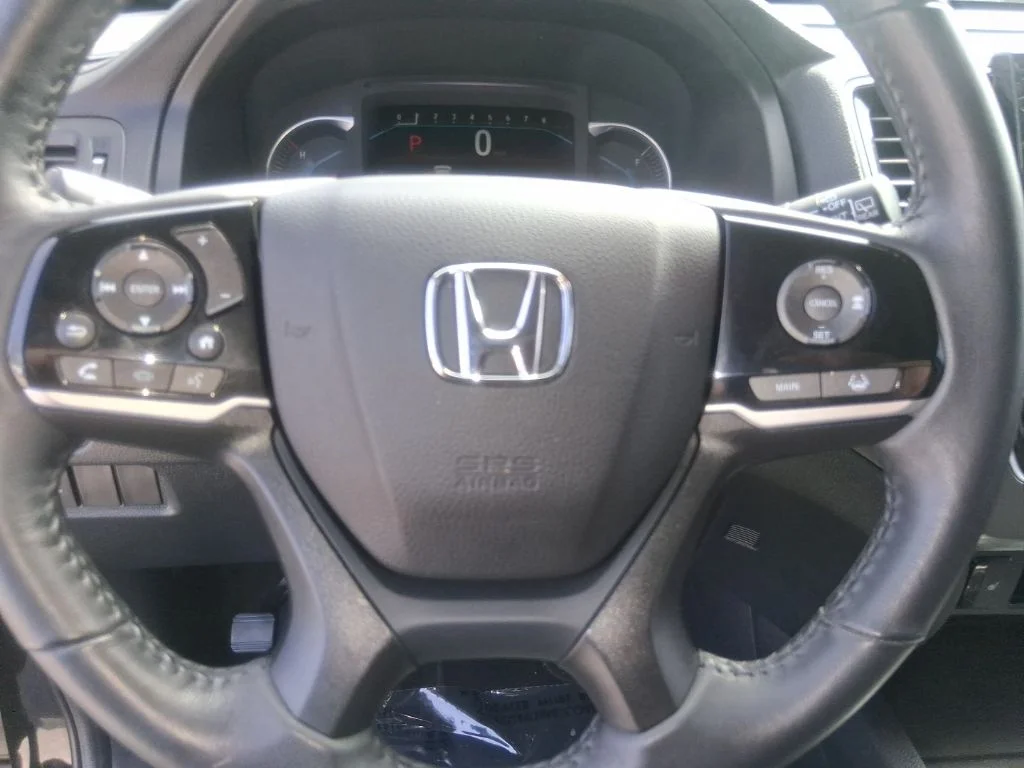 Used 2022 Black Honda EX-L image 16