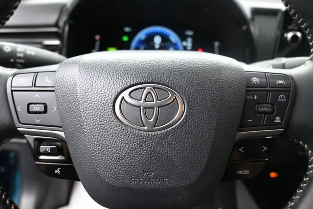 Used 2025 Silver Toyota SE image 17