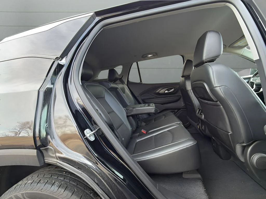 2023 GMC Terrain SLT - Photo 14