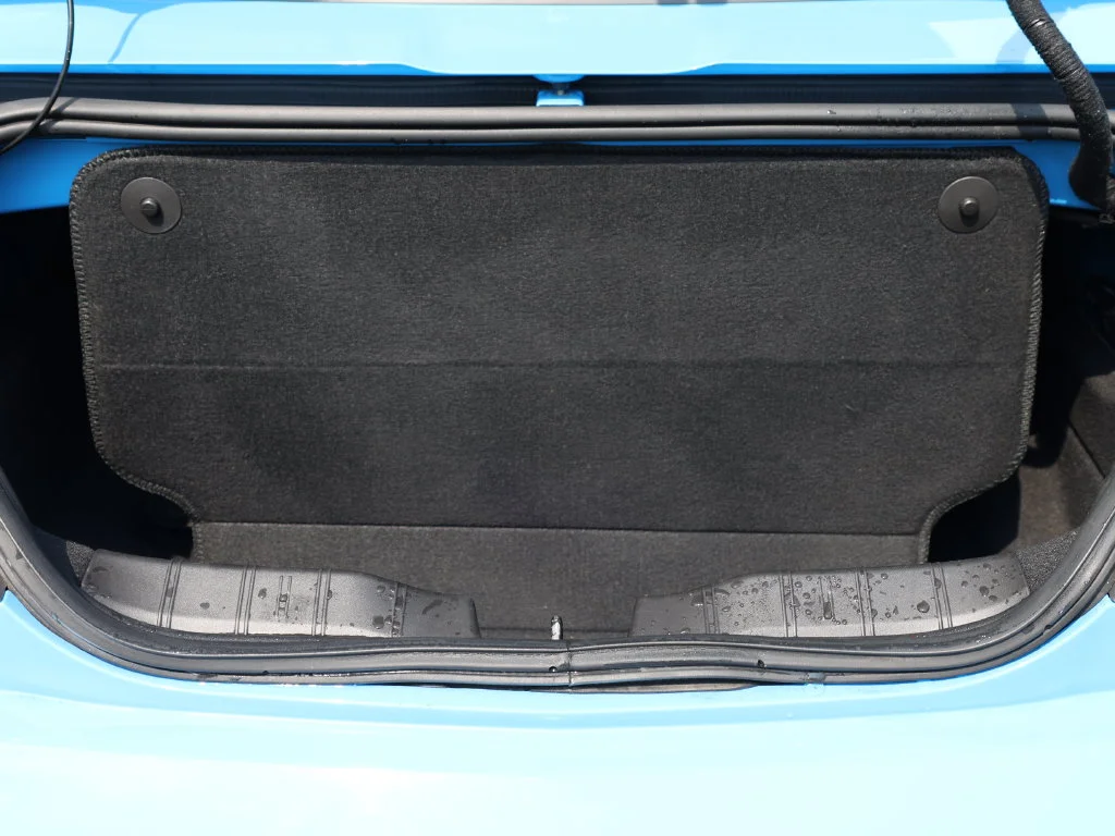 Used 2023 Blue Chevrolet 2LT image 9