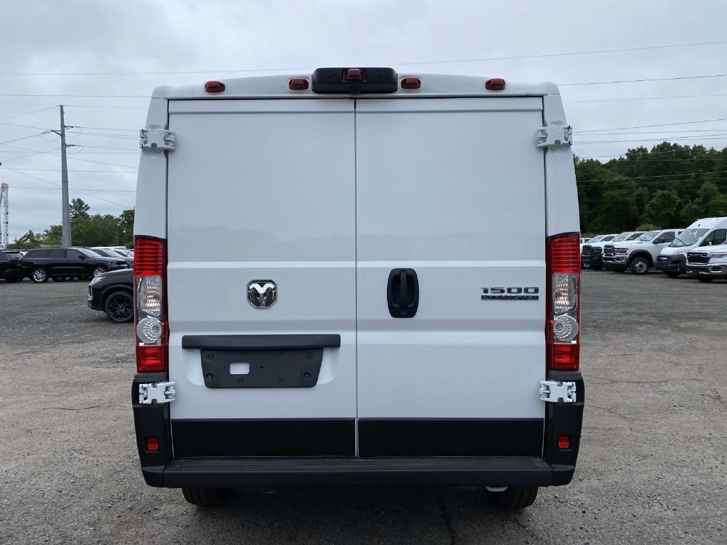 New 2026 Bright White Clear-Coat Exterior Paint Ram Low Roof image 3