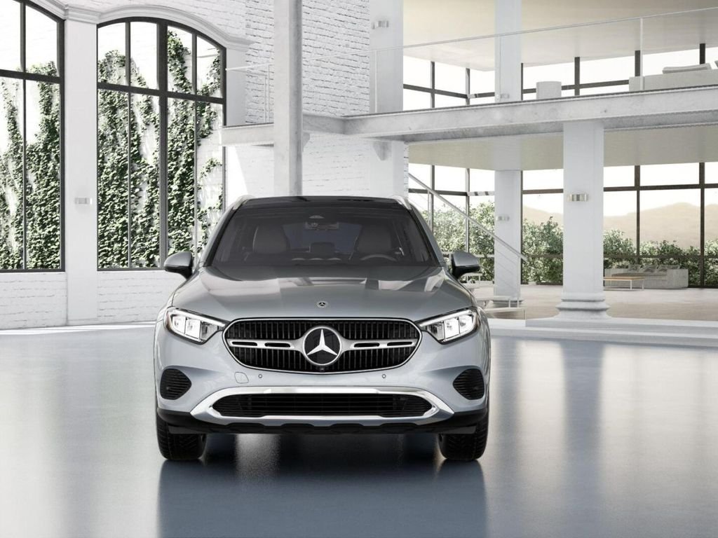 New 2027 Cirrus Silver Metallic Mercedes-Benz GLC 300 image 7