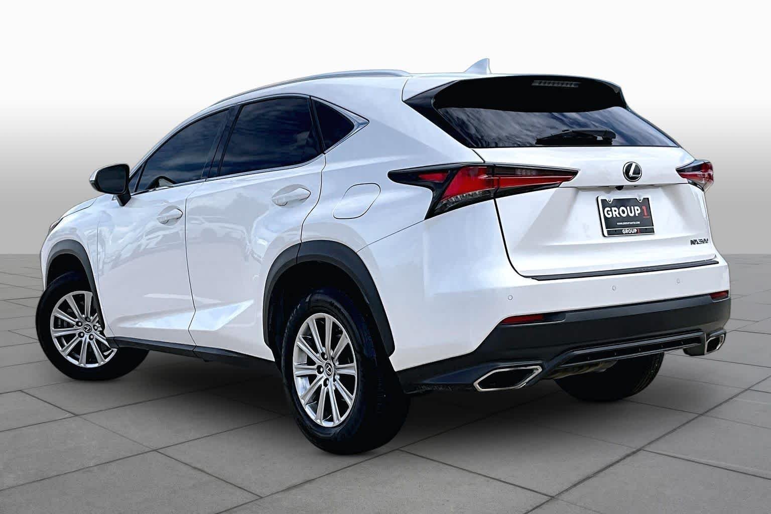 Used 2021 Eminent White Pearl Lexus  image 12