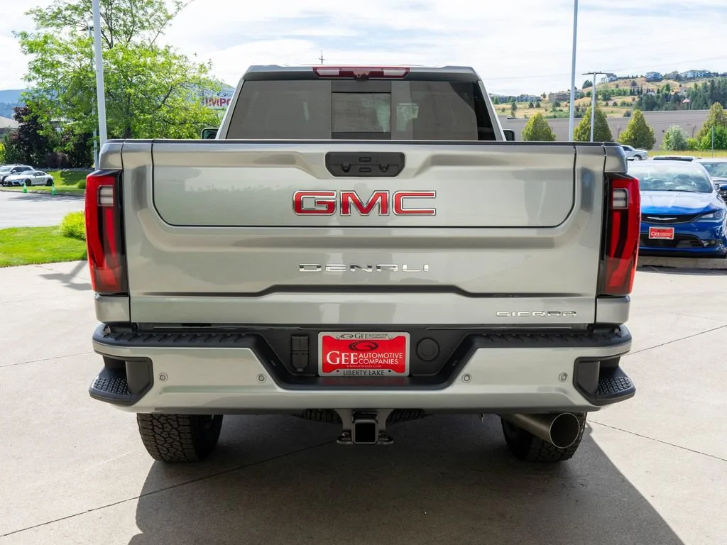 2026 GMC Sierra 2500HD Denali - Photo 6