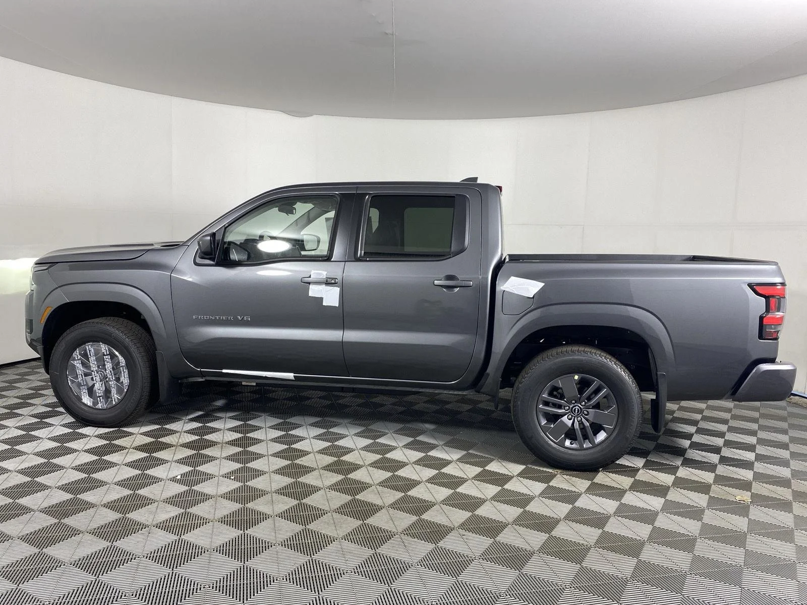 New 2027 Gun Metallic Nissan Crew Cab SV image 16