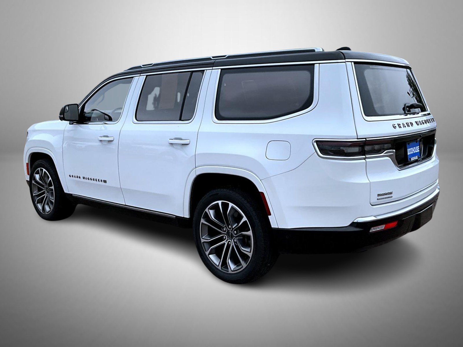 Used 2023 White Jeep Series III image 7