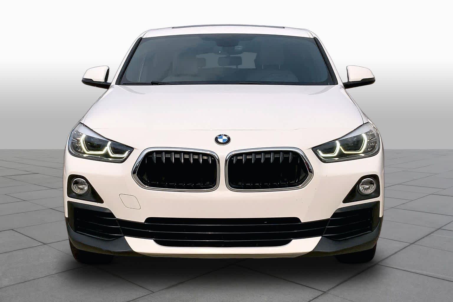 Used 2018 Alpine White BMW sDrive28i image 4