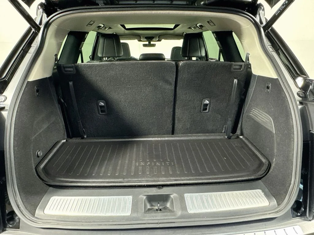 Certified Used 2023 Black INFINITI LUXE image 35