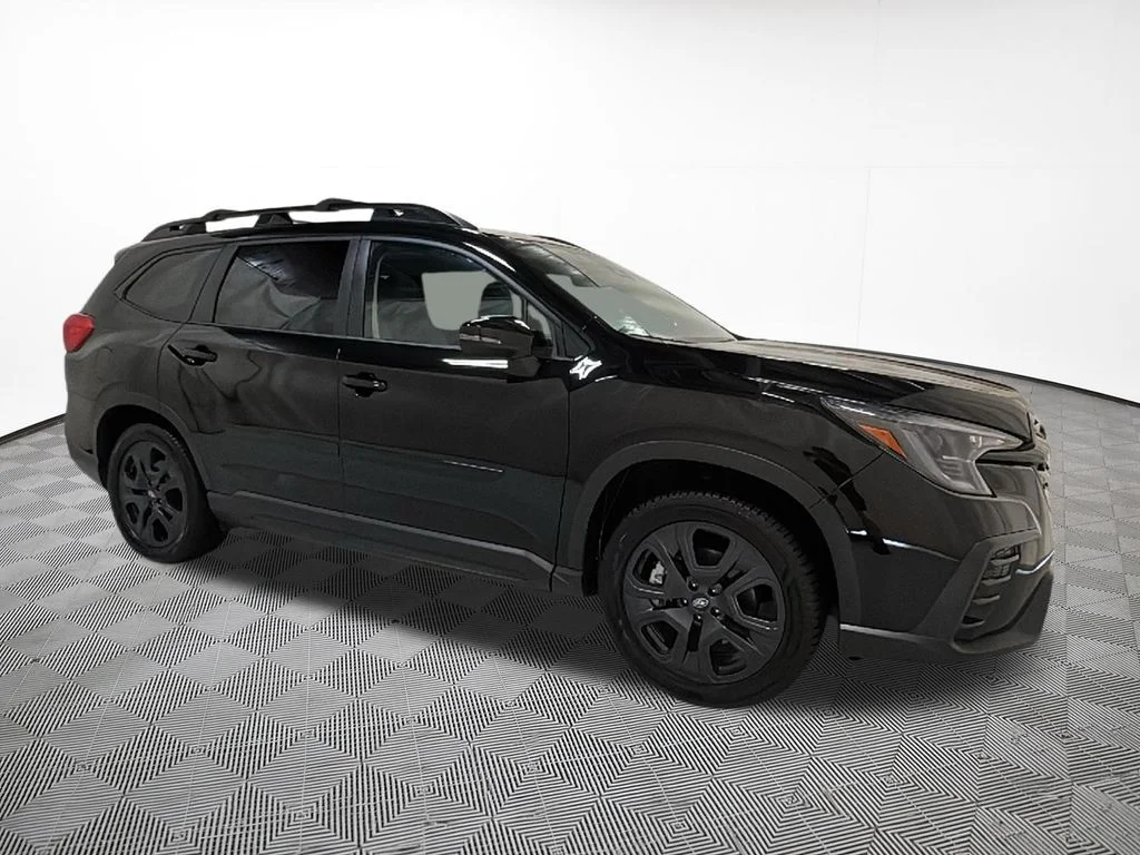 Used 2023 Black Subaru Onyx Edition image 5