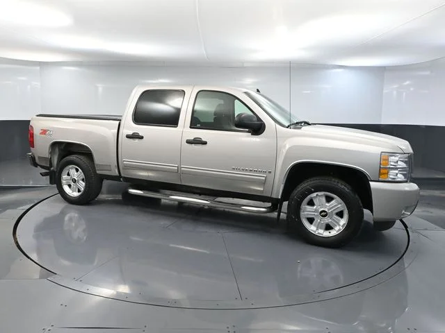 2009 Chevrolet Silverado 1500 1LT - Photo 3