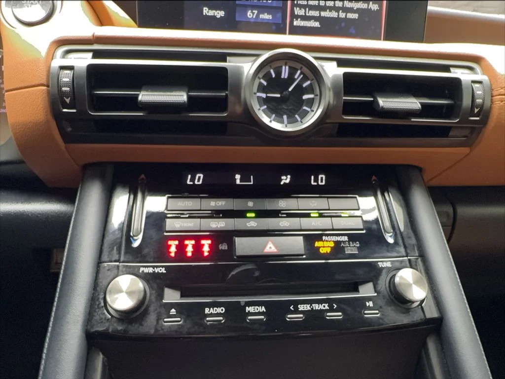 Used 2024 White Lexus 300 image 47