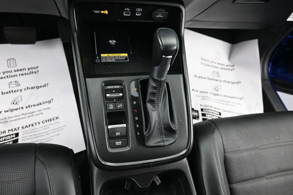 Used 2024  Honda EX-L image 21