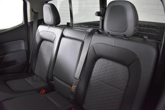 Used 2022 Blue Chevrolet Z71 image 16