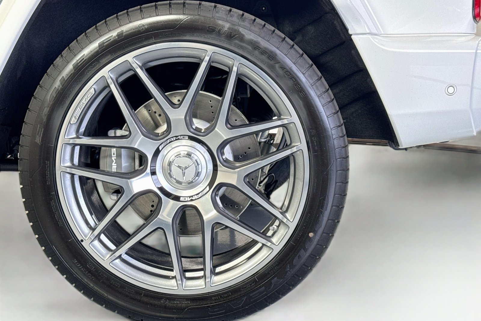 New 2027 Polar White Mercedes-Benz AMG® G 63 image 29