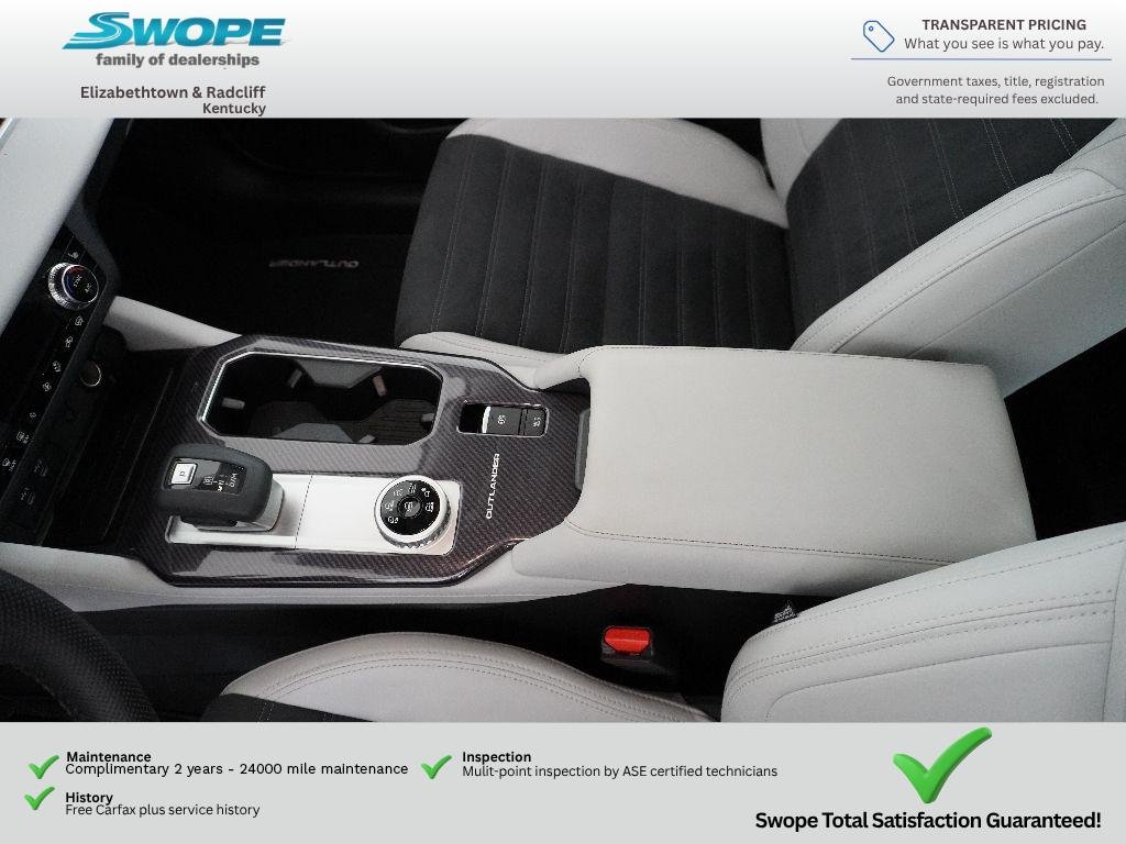 2025 Mitsubishi Outlander SE - Photo 25
