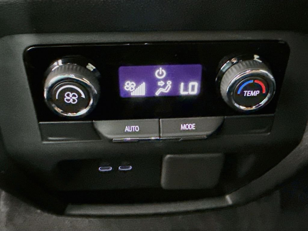 2027 Chevrolet Traverse LT - Photo 24