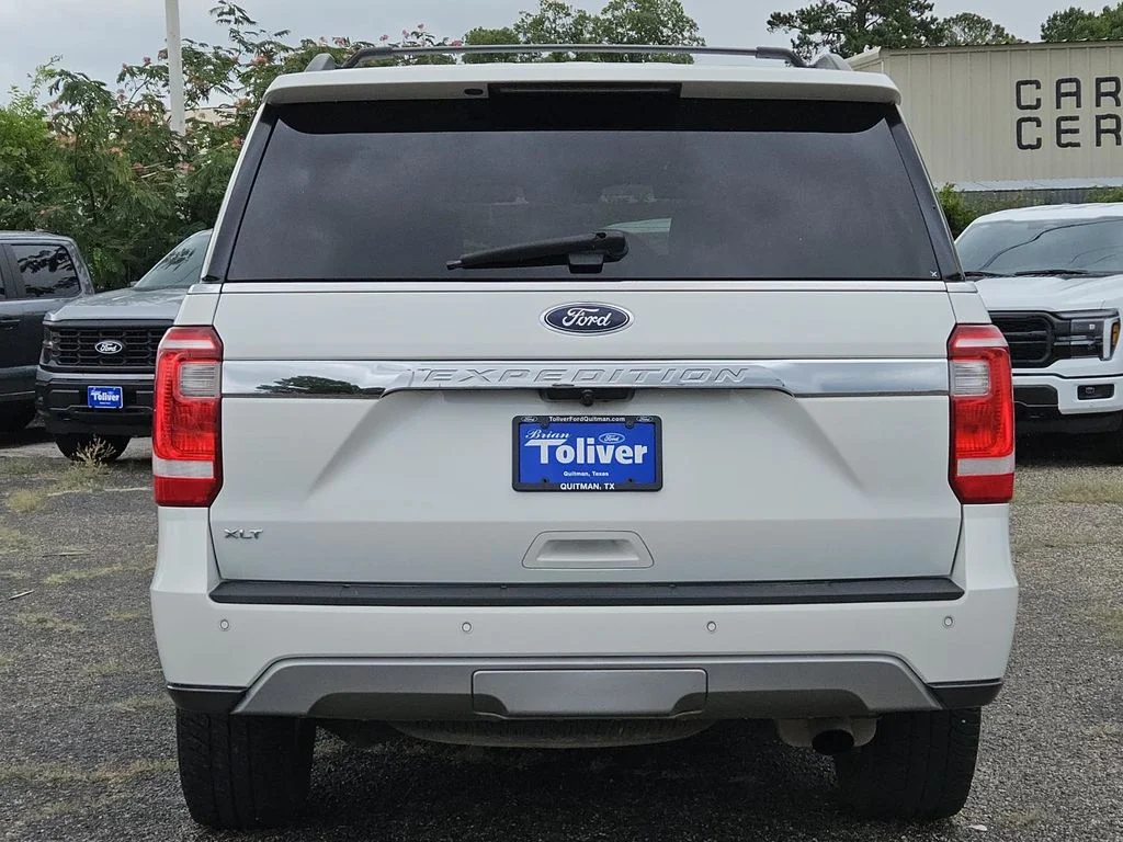 Used 2021 White Metallic Ford XLT image 8