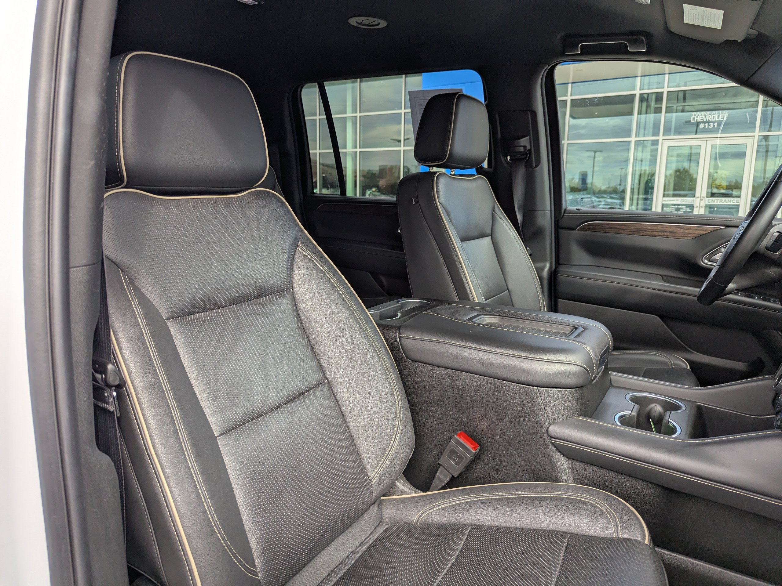 2024 Chevrolet Suburban Premier - Photo 44