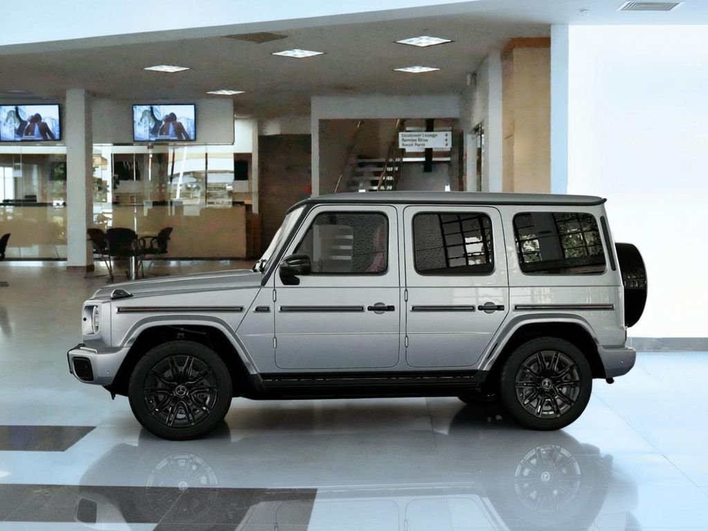 New 2027 Iridium Silver Mercedes-Benz G 580 image 34