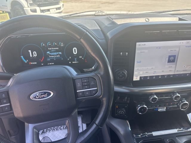 Used 2023 White Ford Lariat image 12