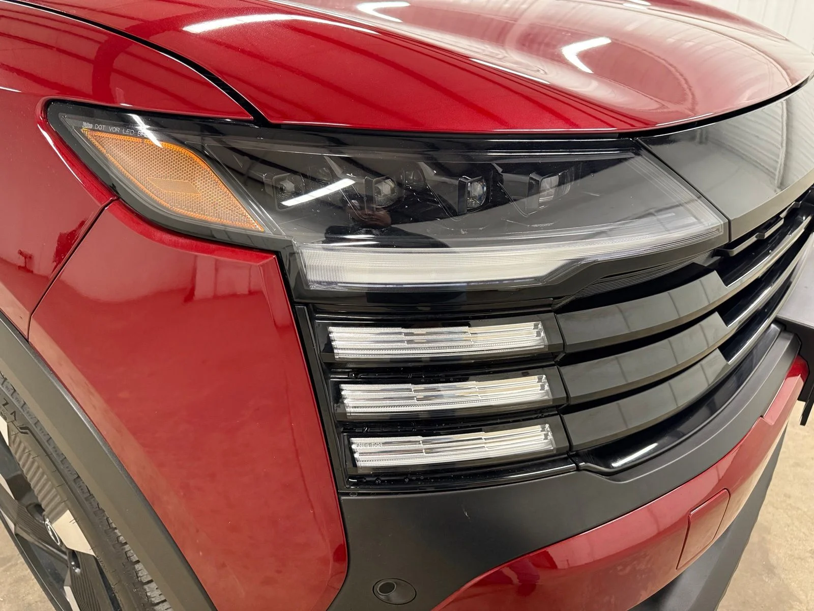 Used 2025 Red Nissan SR image 4