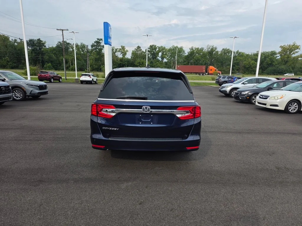 Certified Used 2019 Obsidian Blue Pearl Honda EX-L image 4