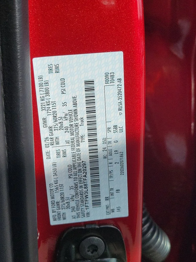 New 2026 Ruby Red Metallic Tinted Clearcoat Ford XLT image 32