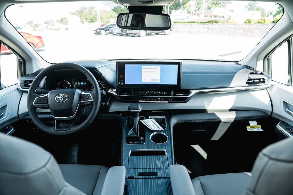 New 2026 Ruby Flare Pearl Toyota XLE image 12
