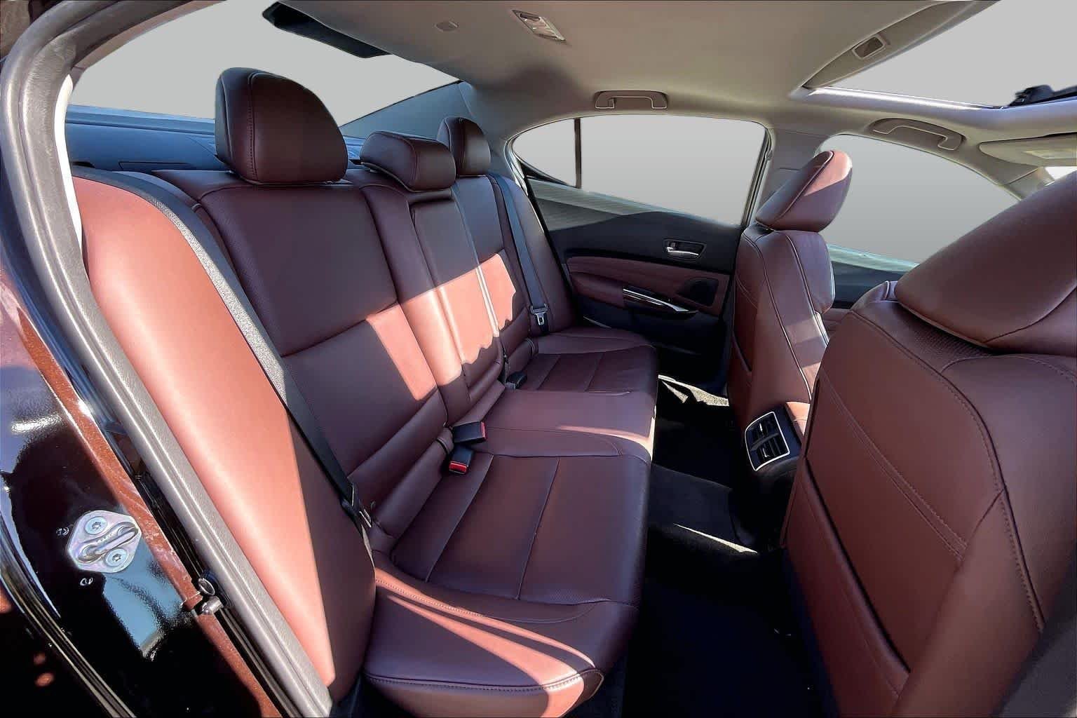 2017 Acura TLX Technology Package - Photo 19