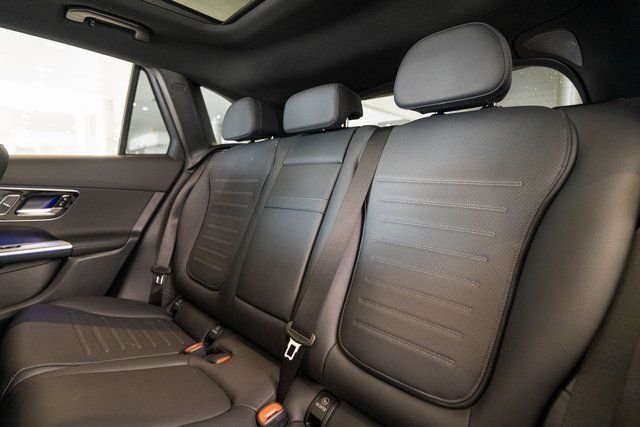 New 2026 MANUFAKTUR exclusive graphite grey magno Mercedes-Benz GLC 300 image 29