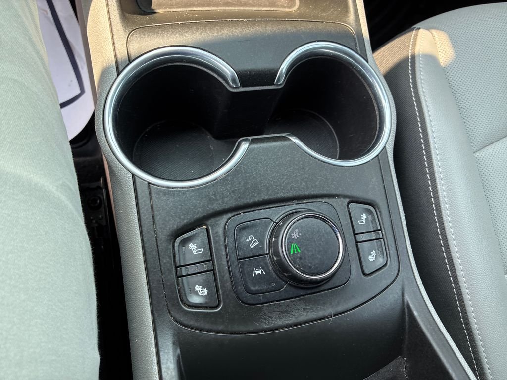 Certified Used 2022 Blue GMC SLT image 14
