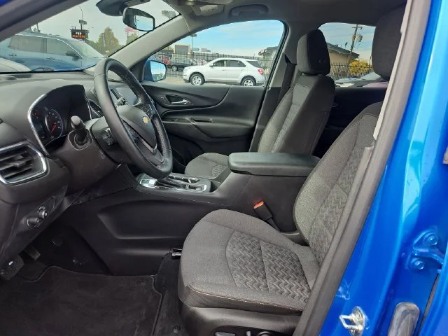 Used 2024 Riptide Blue Metallic Chevrolet LT image 9