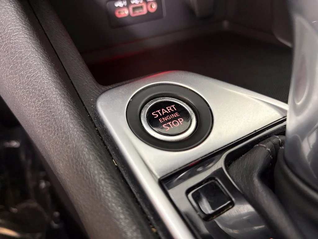 Used 2022 White Nissan SV image 24