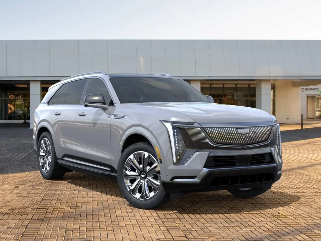 New 2026 Luna Metallic Cadillac Premium Luxury image 7