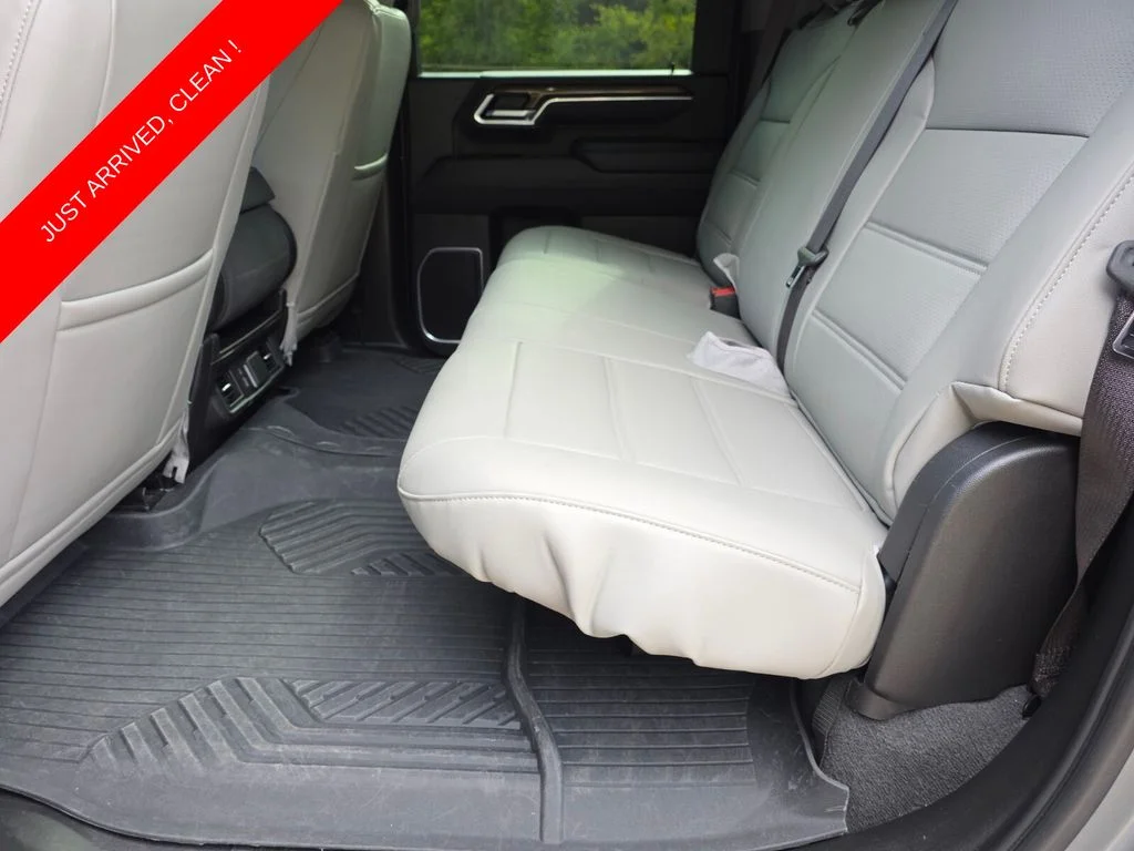Used 2024 Gray Chevrolet LT image 21