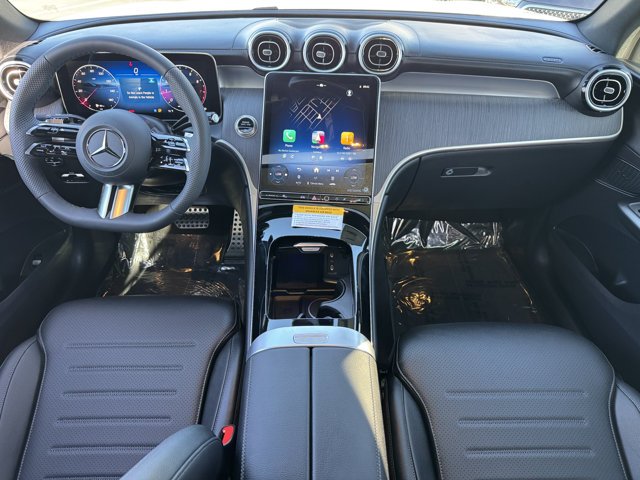 New 2027 Polar White Mercedes-Benz GLC 300 image 4