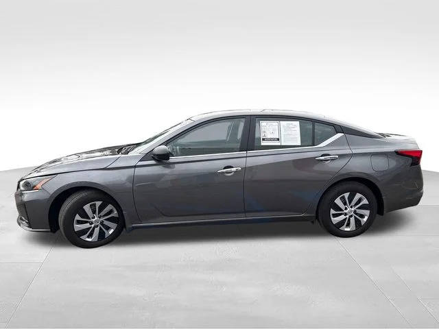 Used 2025 Gray Nissan 2.5 S image 5