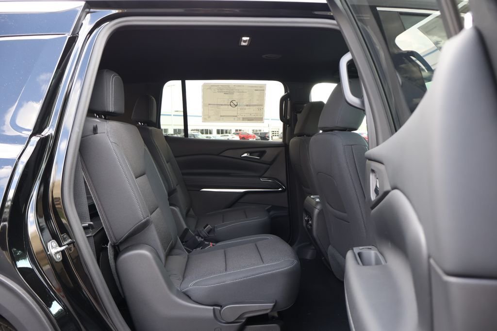 2027 Chevrolet Traverse LT - Photo 40