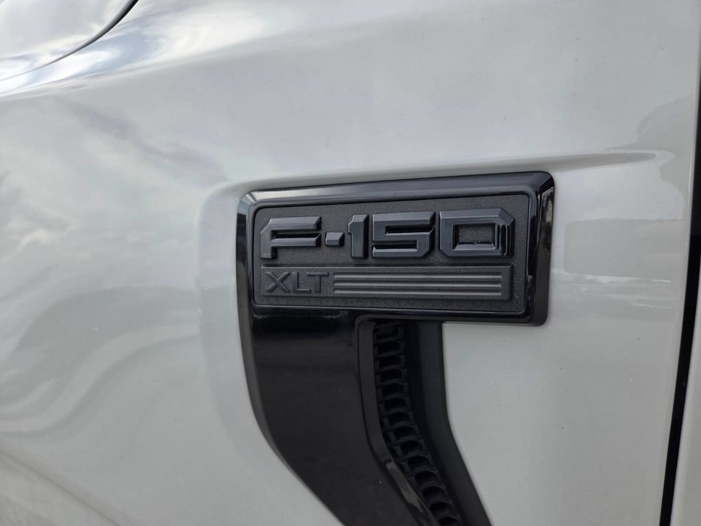 Used 2024 Gray Ford XLT image 4