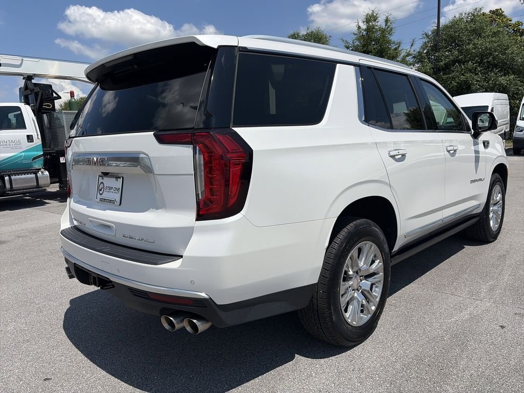 Used 2023 White GMC Denali image 7