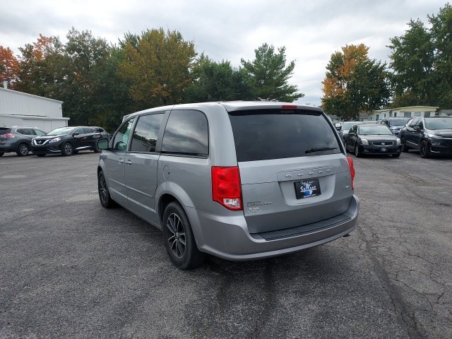 Used 2015 Silver Dodge SXT image 7