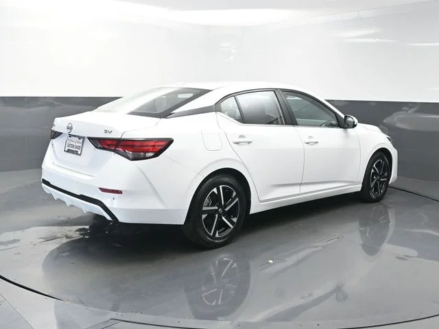 Used 2024 White Nissan SV image 7